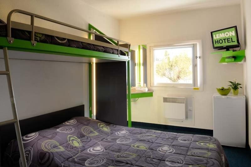 Lemon Hotel - Mery Sur Oise/Cergy Eksteriør bilde