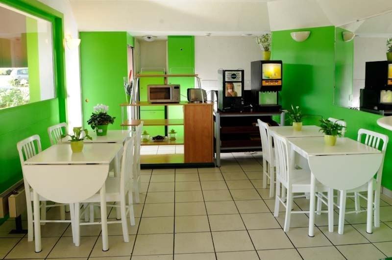 Lemon Hotel - Mery Sur Oise/Cergy Eksteriør bilde