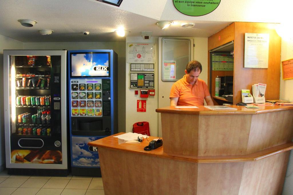 Lemon Hotel - Mery Sur Oise/Cergy Eksteriør bilde